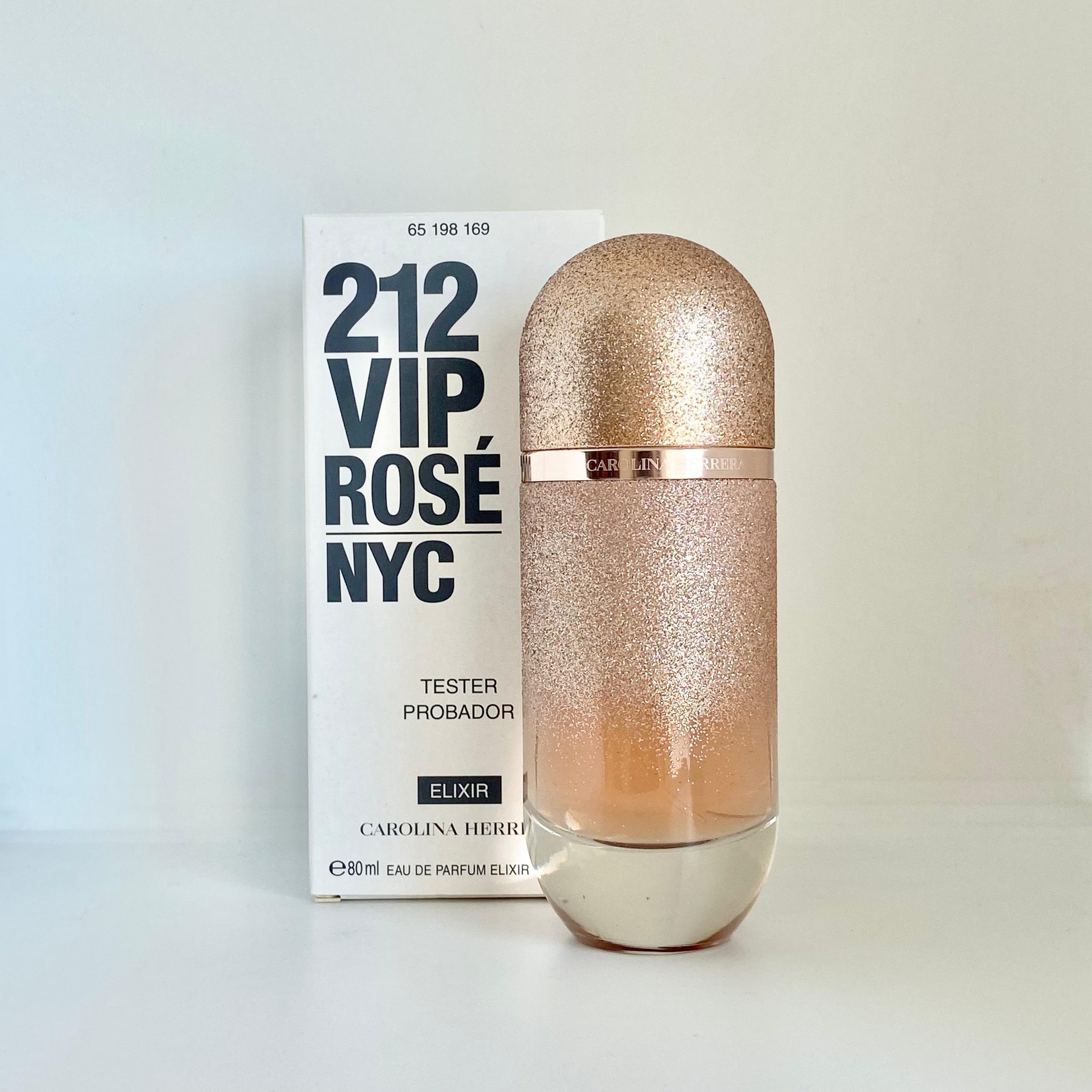 Perfume Carolina Herrera 212 Vip Rosé Eau de Parfum Feminino 80ML