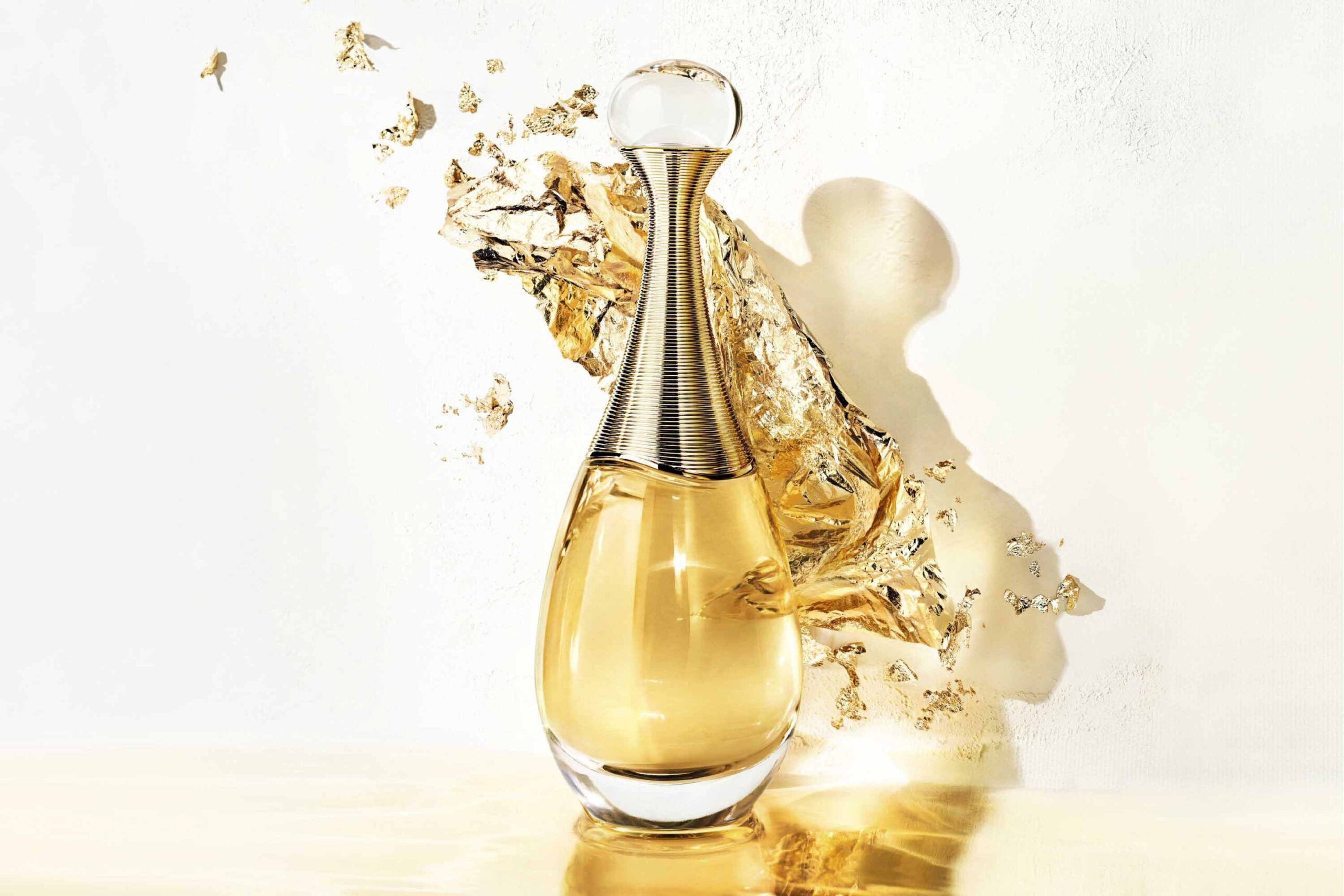 Perfume Christian Dior J'adore Eau de Parfum Feminino 100ML
