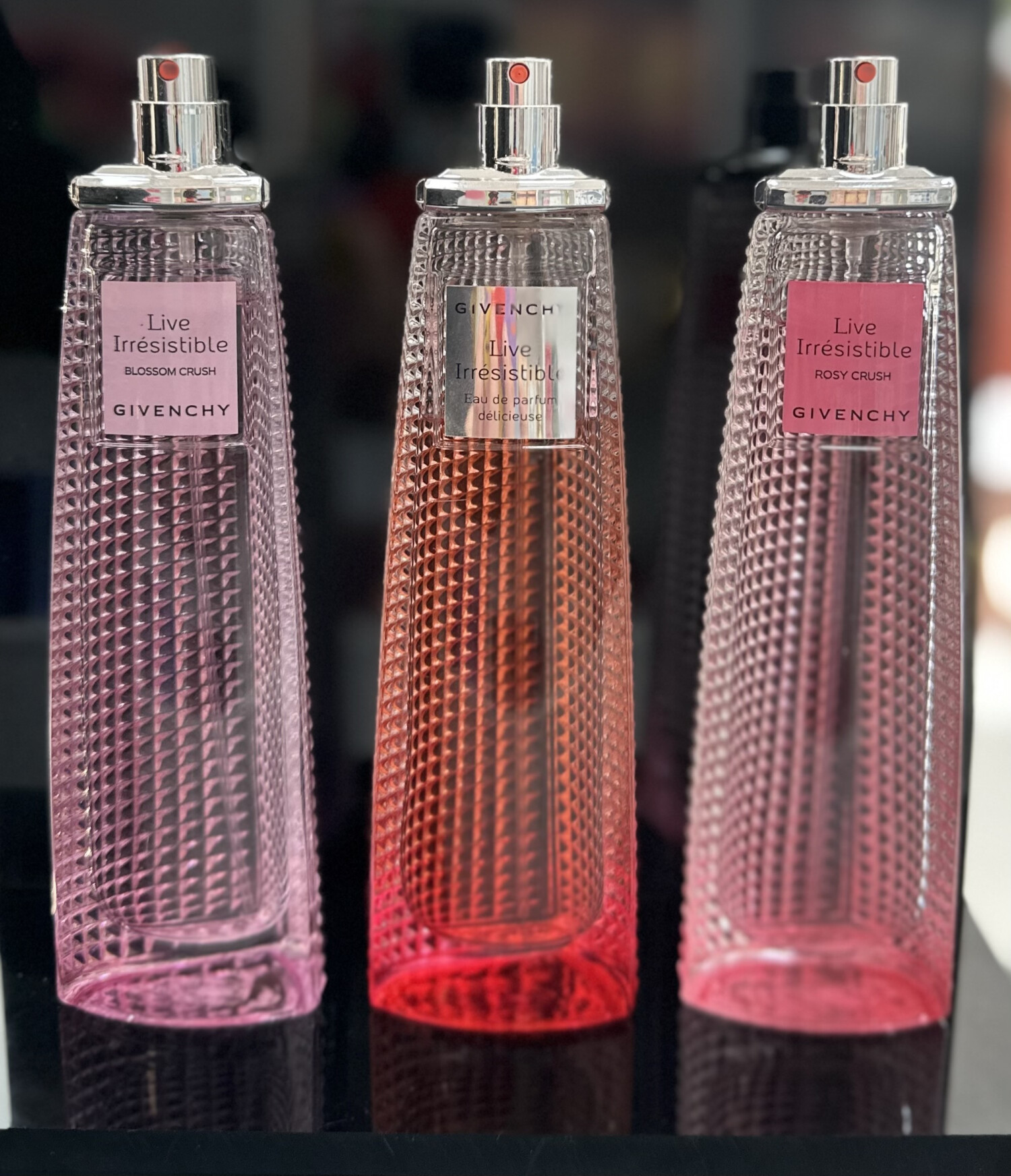 Perfume Givenchy Live Irrestistible Delicieuse Eau de Parfum Feminino 75ML