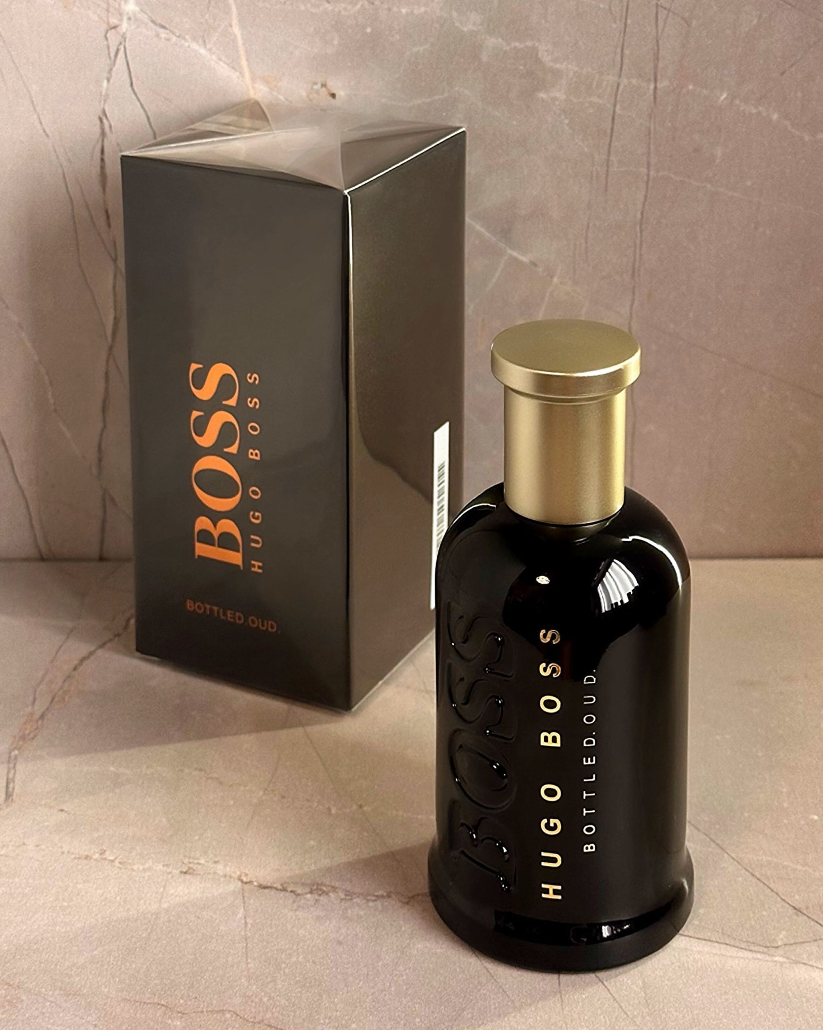 Perfume Hugo Boss Bottled Oud Eau de Parfum Masculino 100ML