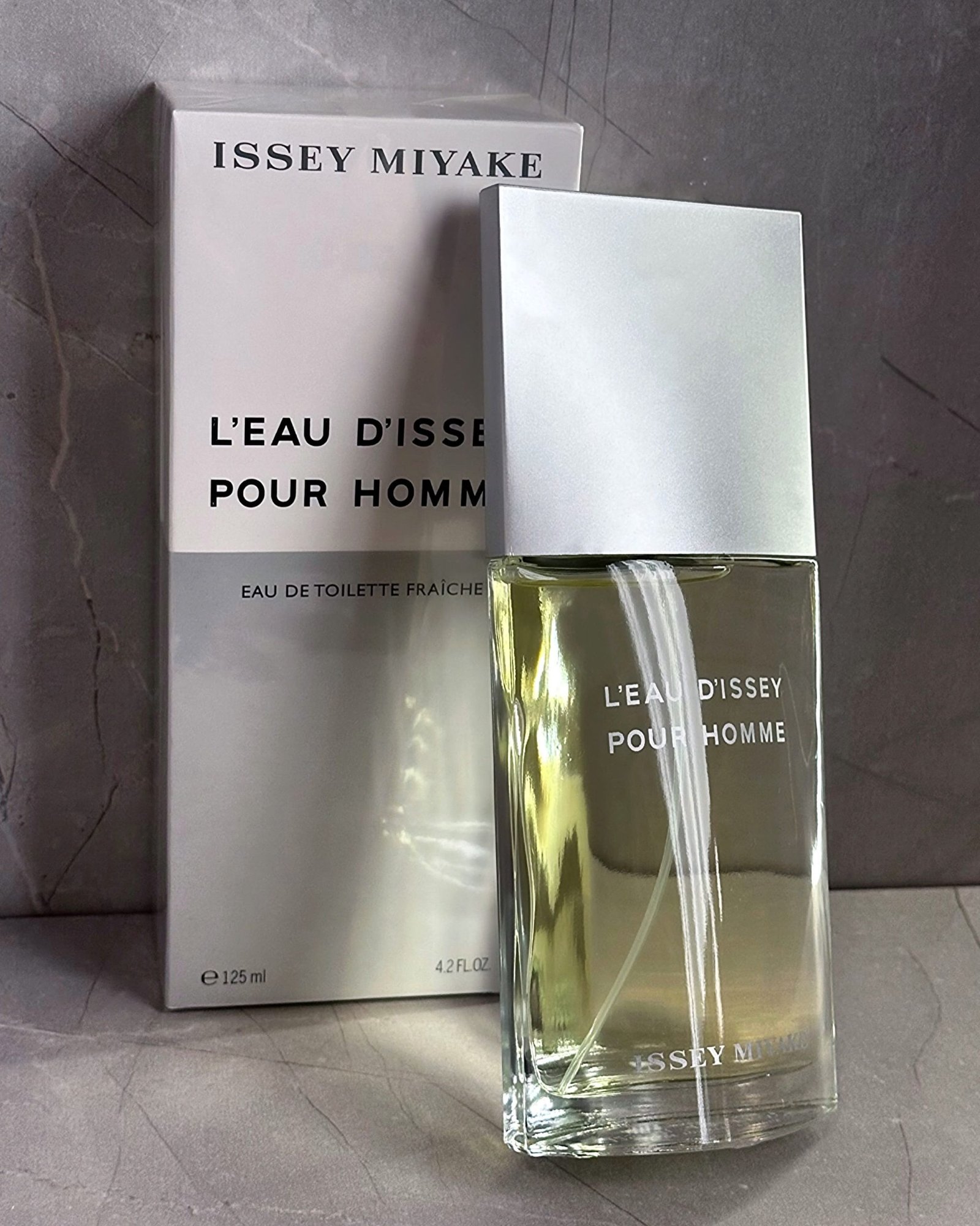 Perfume Issey Miyake L'Eau D'Issey Pour Homme Eau de Parfum Masculino 125ML