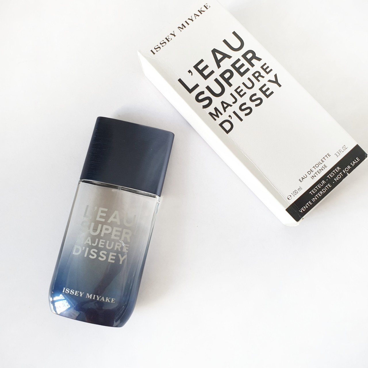 Perfume Issey Miyake L'Eau Super Majeure D'Issey Eau de Toilette Masculino 100ML