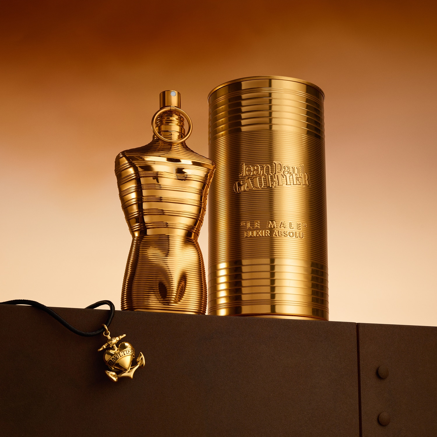 Perfume Jean Paul Gaultier Le Male Elixir Absolu Parfum Intense Masculino 125ML