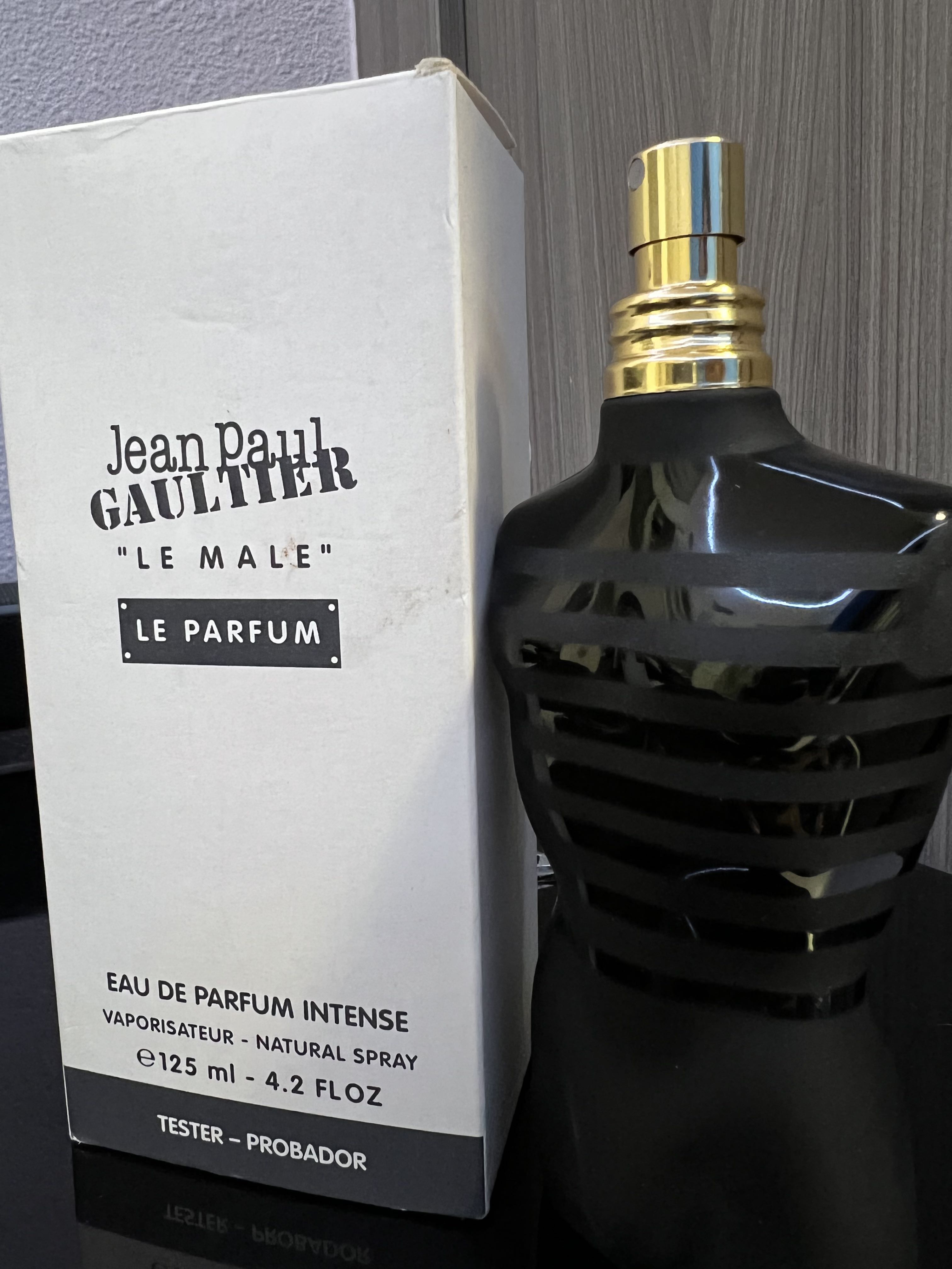 Perfume Jean Paul Gaultier Le Male Le Parfum Eau de Parfum Masculino 125ML