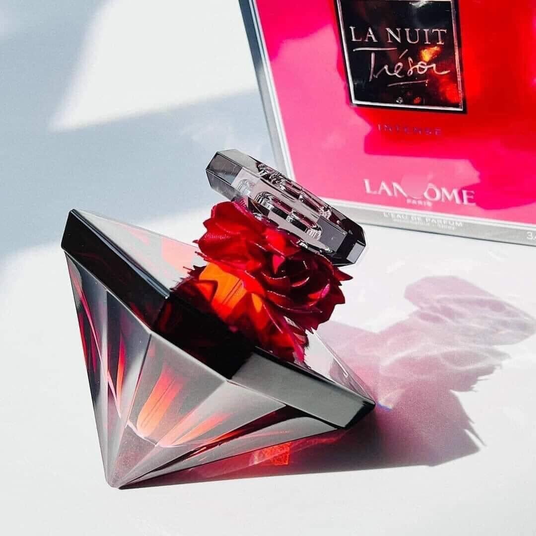 Perfume Lancôme La Nuit Trésor Intense L'Eau de Parfum Feminino 100ML