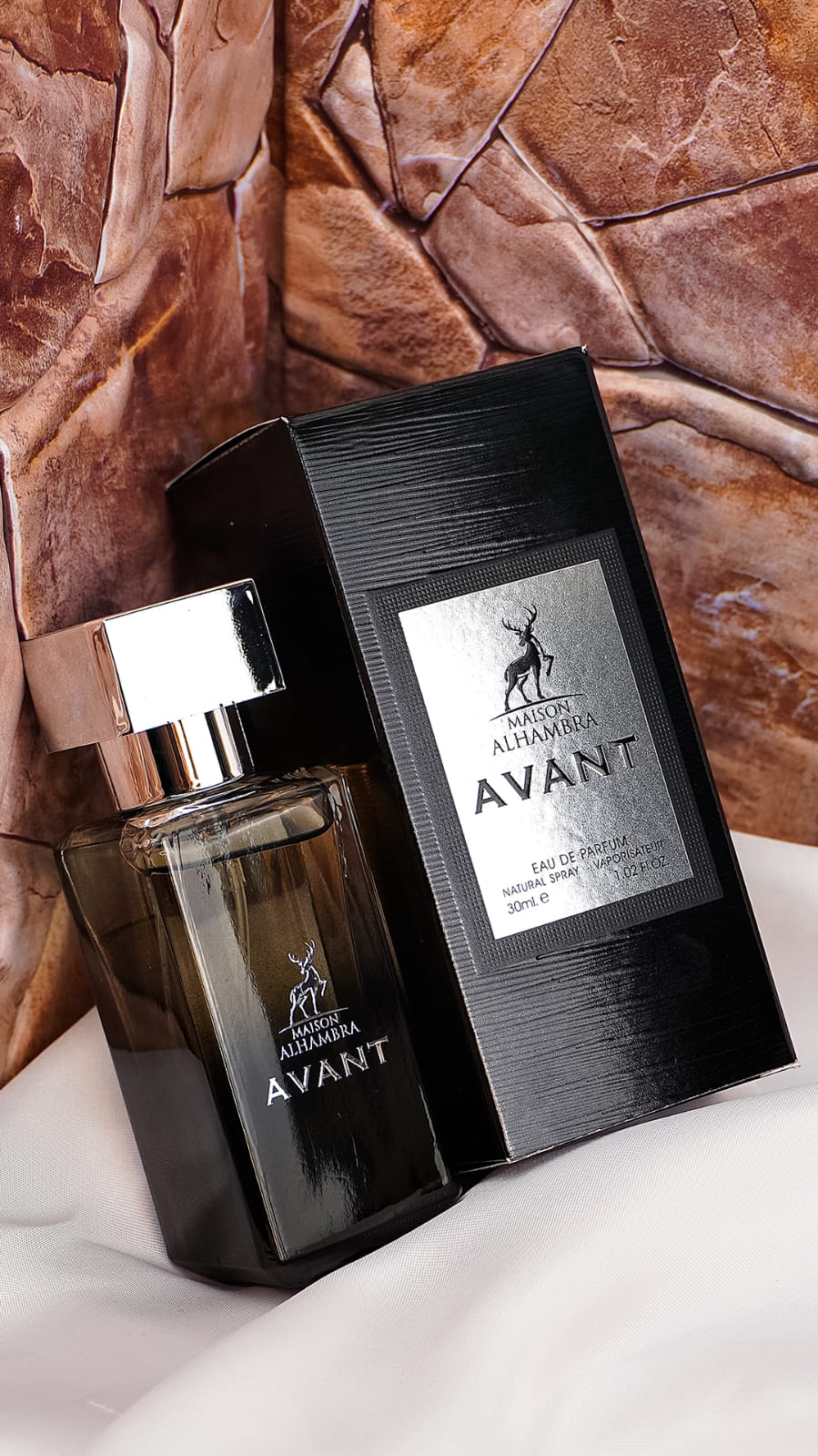 Perfume Maison Alhambra Avant Eau de Parfum Masculino 30ML