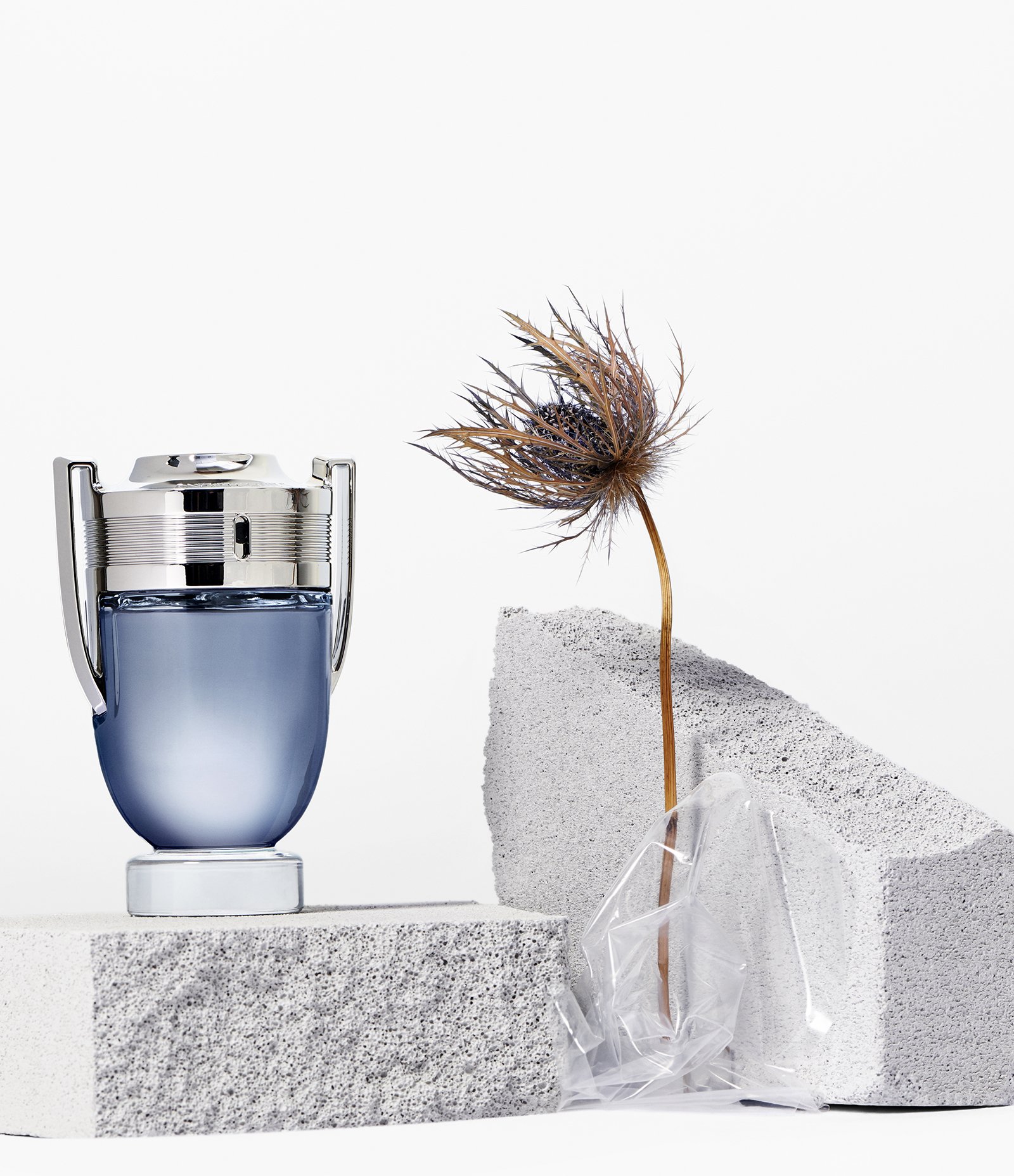 Perfume Paco Rabanne Invictus Eau de Toilette Masculino 200ML