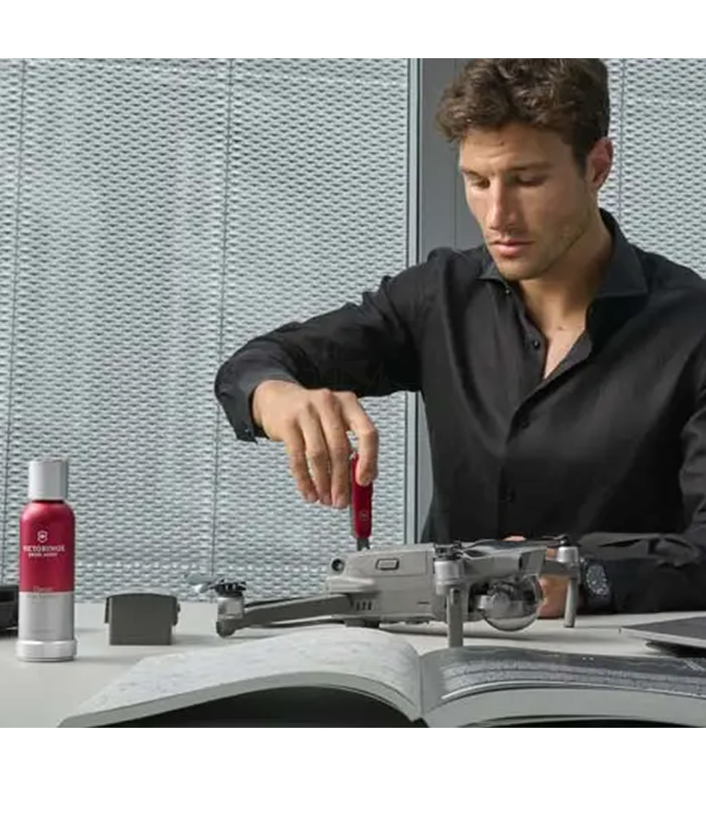 Perfume Victorinox Swiss Army Classic Red Edition Eau de Toilette Masculino 100ML
