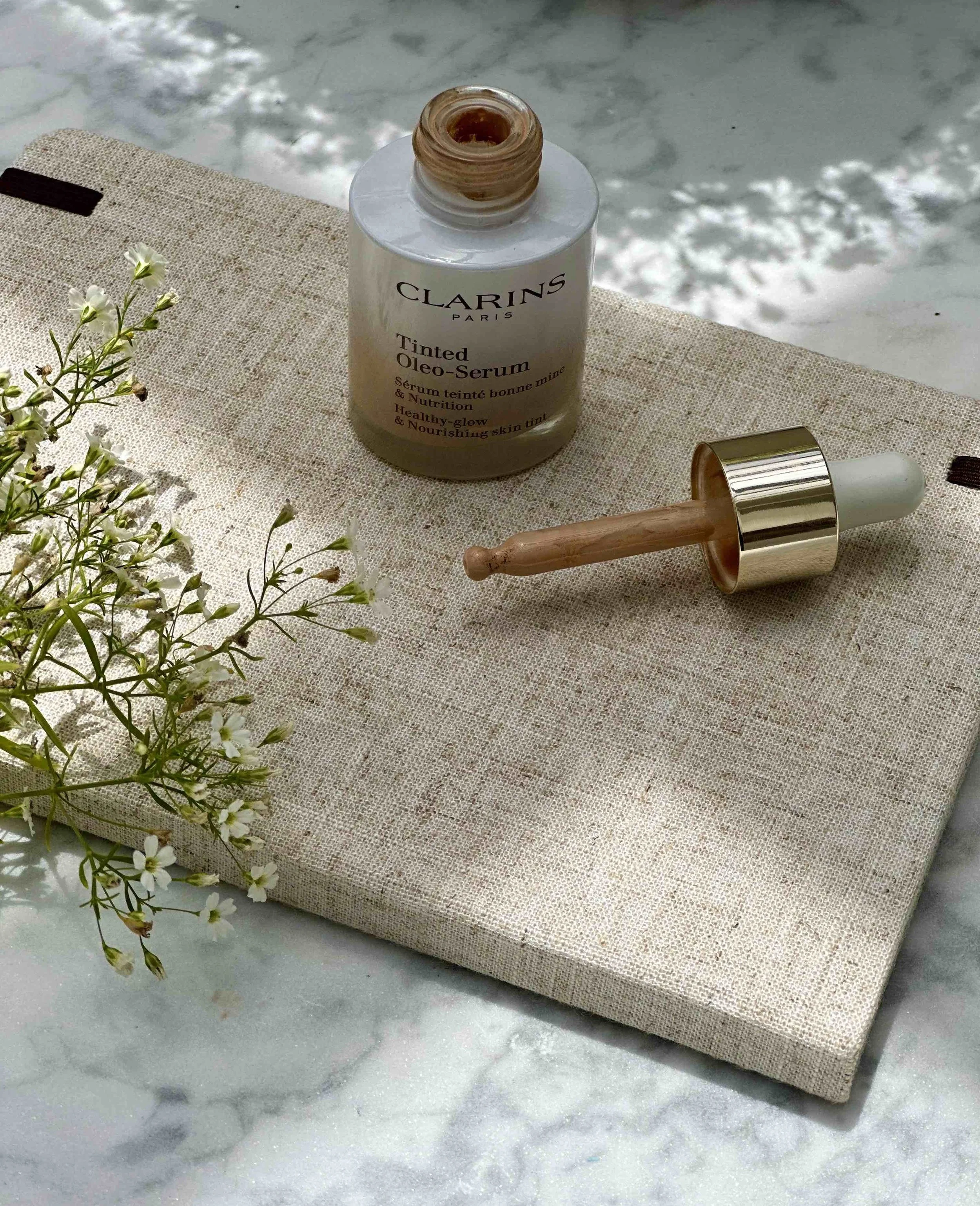 Clarins Tinted Oleo Serum 05 0 · Sérum Facial